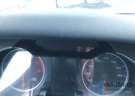 2010 Audi A4 2.0T Premium из США, поврежденный, VIN WAUDFAFL9AN059783